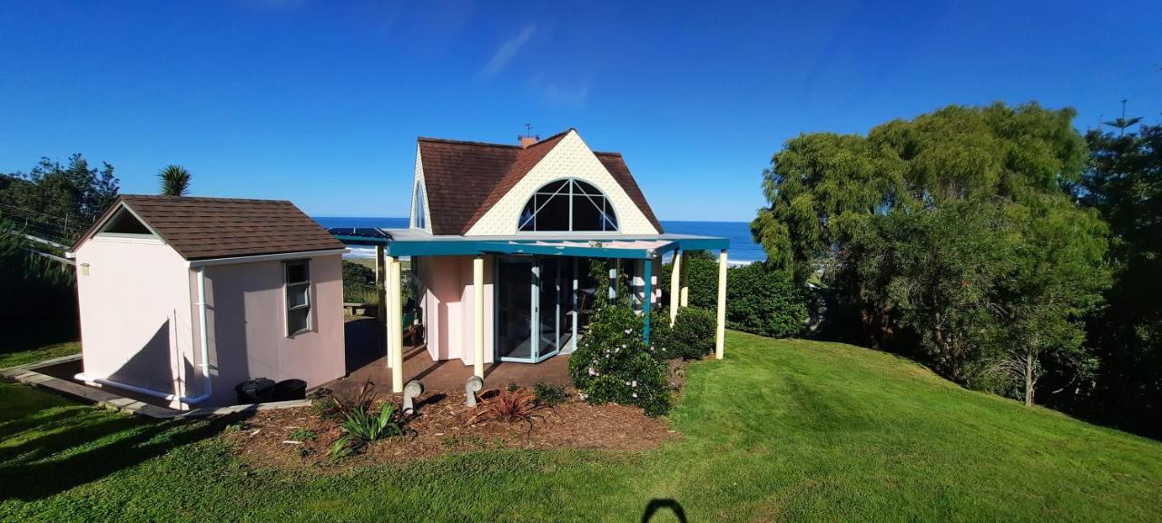 גיסבורן The Quarters Ocean-View Chalet מראה חיצוני תמונה